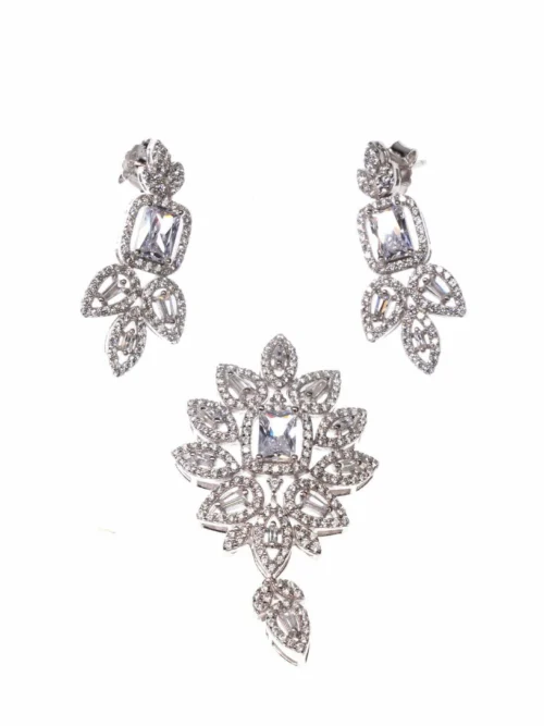 Exclusive royal party wear pendant set