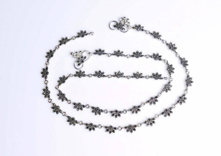 Pure Silver Marcasite stone flower payal - Image 3