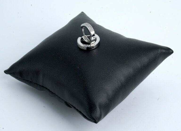 Broad Baali earring