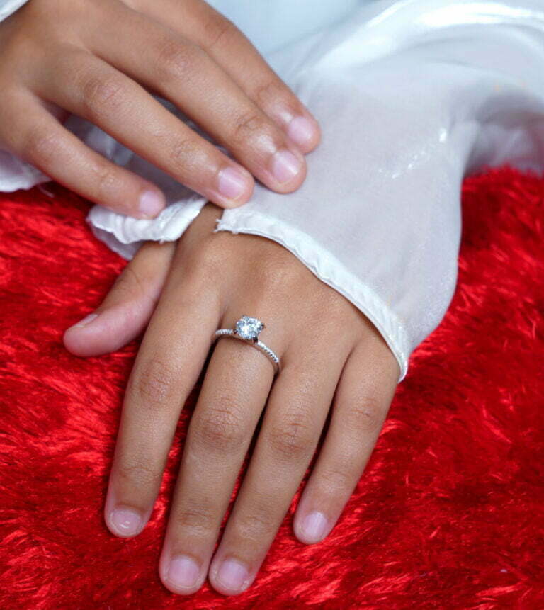 Solitaire Ring - Image 3