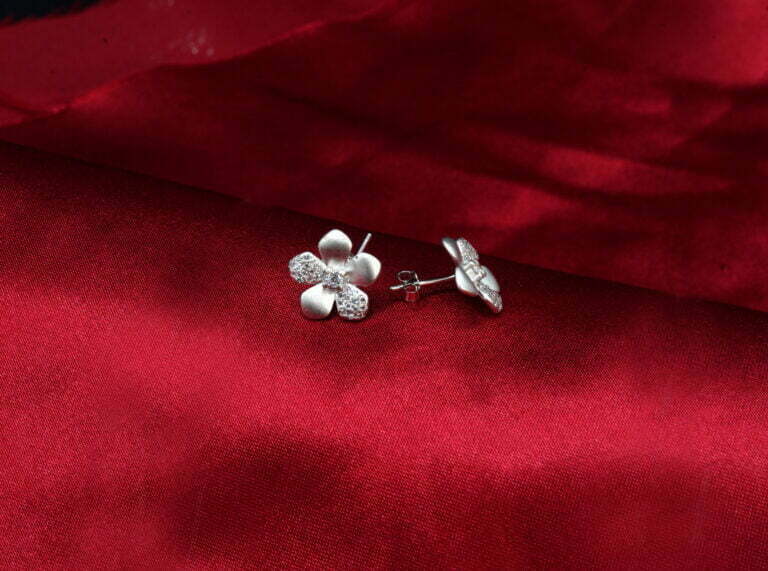 Solitaire Necklace Set - Image 2