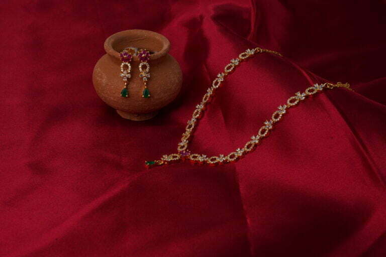 Gold plated flower necklace set - Image 2