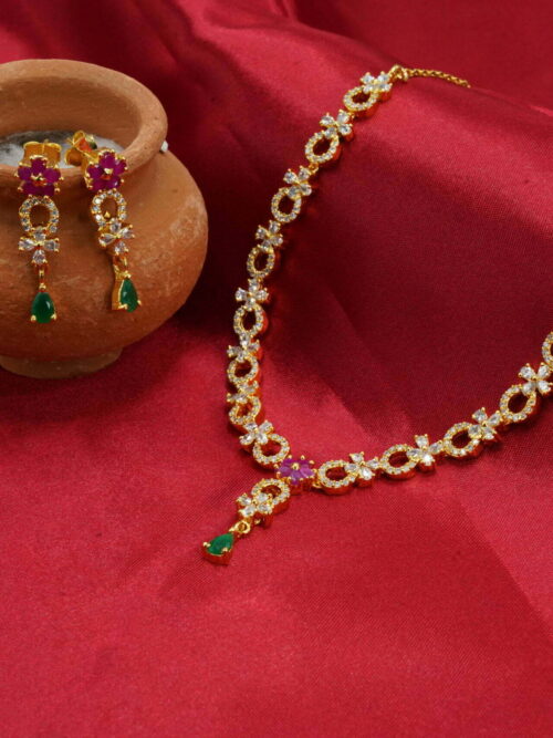 Gold plated flower necklace set