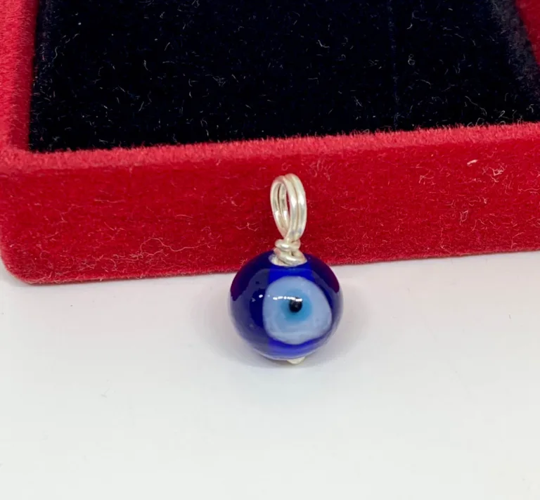 Evil eye silver bead pendant