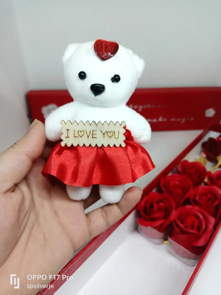 VALENTINES DAY GIFT BOX - Image 3