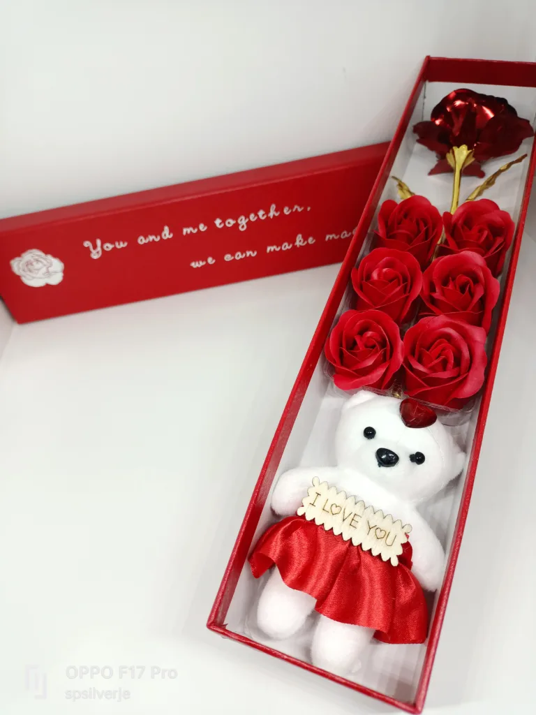 VALENTINES DAY GIFT BOX