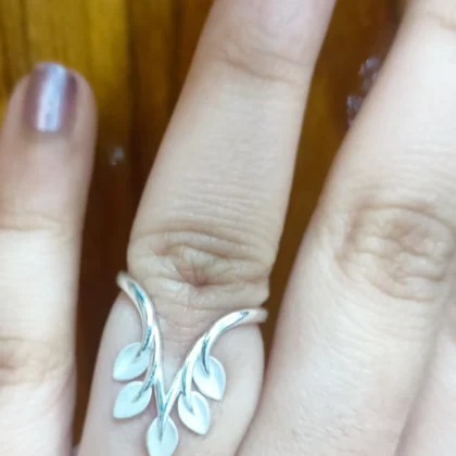leaf design vanki silver ring