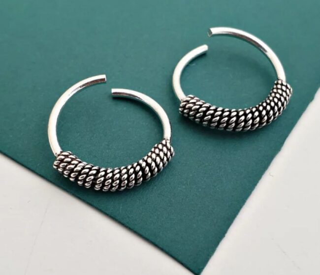 Pure Silver oxidized Designer thinToe Ring - Image 3