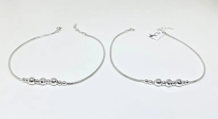 Silver designer bead payal