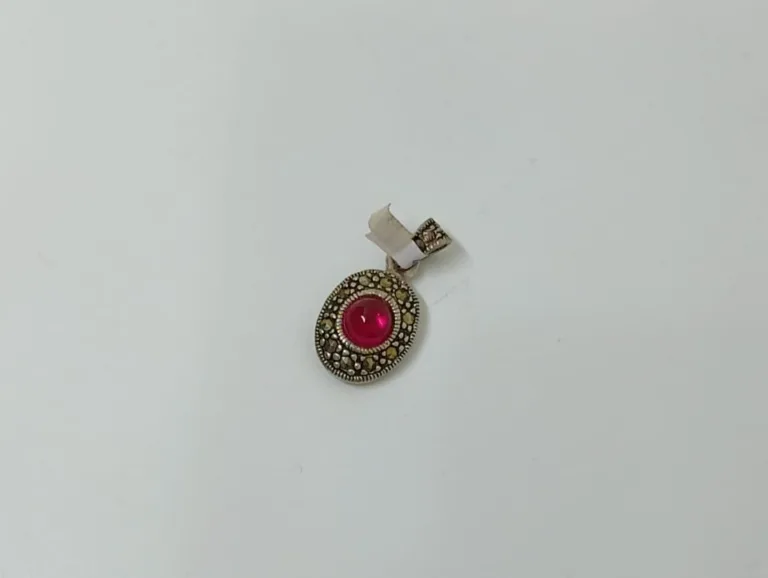 92.5 Silver Pink Rubi Marcside Stone Pendent