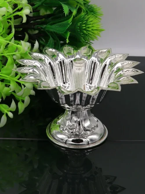 Devdas Diya Flower Shape Oil Lamp