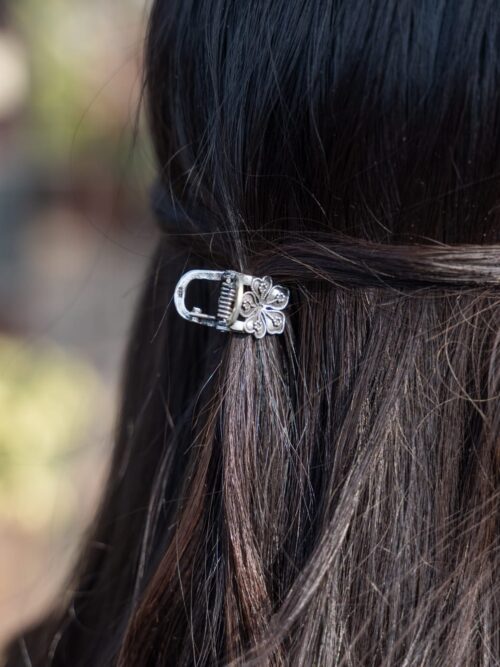 Pure Silver Flower Work Hair Clutch