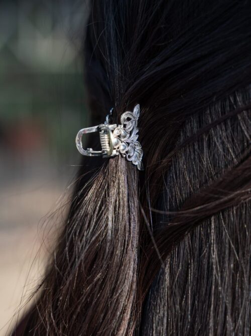 Pure Silver Triangle Shape Oxidised Hair Clucth