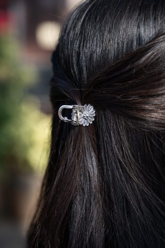 Pure Silver Flower Design Hair Clip Clutch