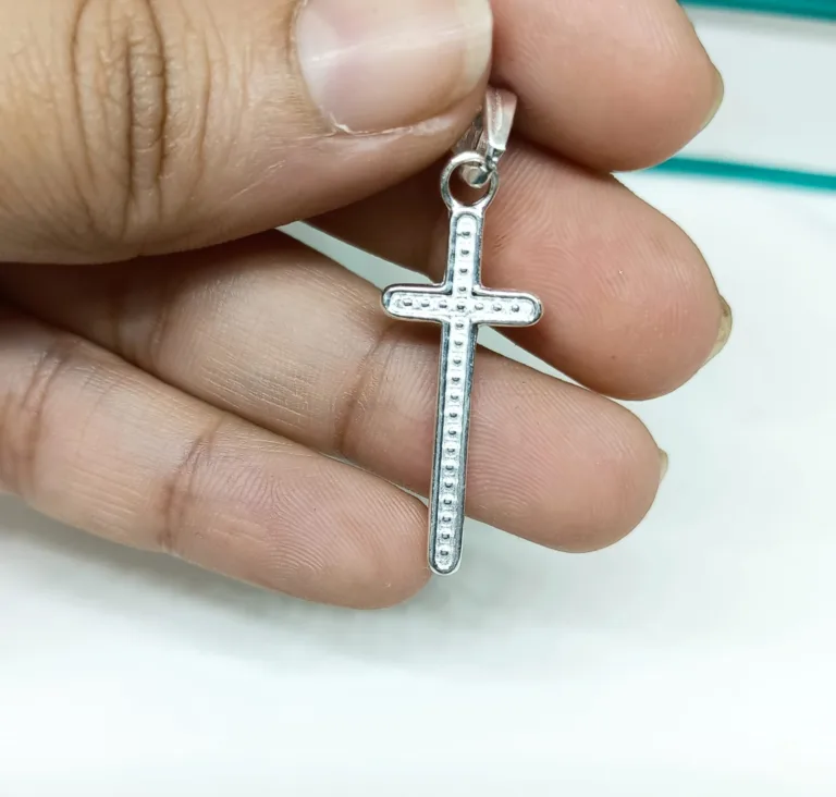Pure Silver Latin Cross Pendnat - Image 2
