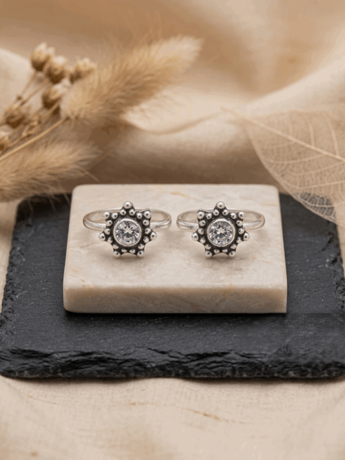 Pure Silver White Stone  Toe Ring