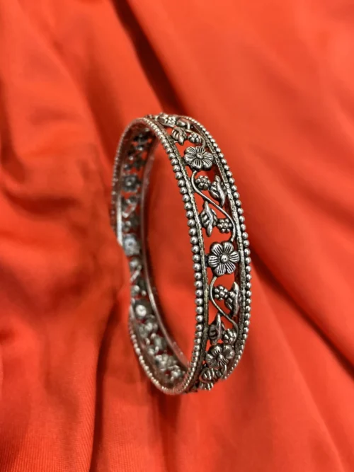 moha Oxidised Pure Silver Bangle