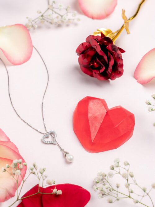 Pure Silver Valentine Gift Hamper 4