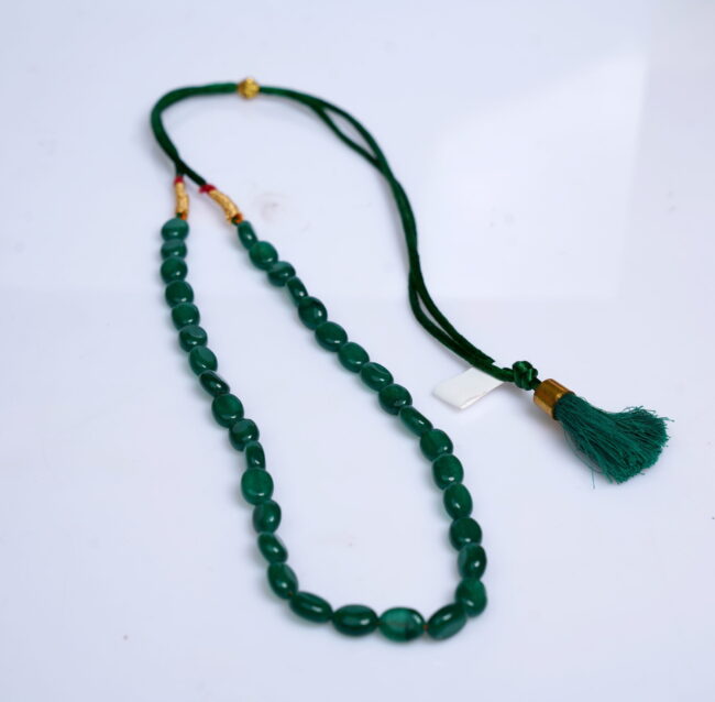 Green Oval Shape Bead Necklace