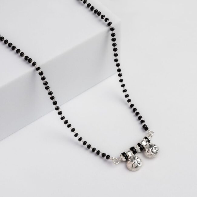 Silver  Daily Wear Mangalsutra With Cutting Vati Design
