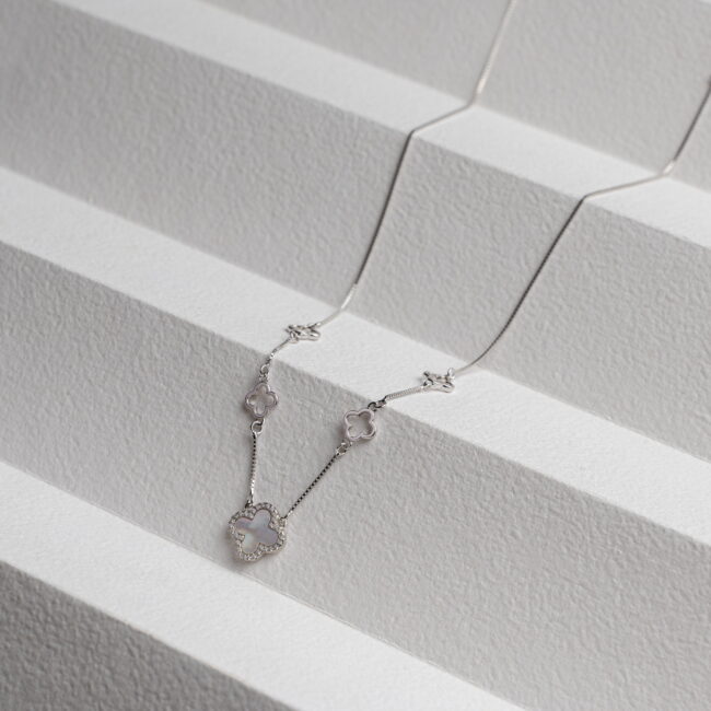 Pure Silver Clover Necklace