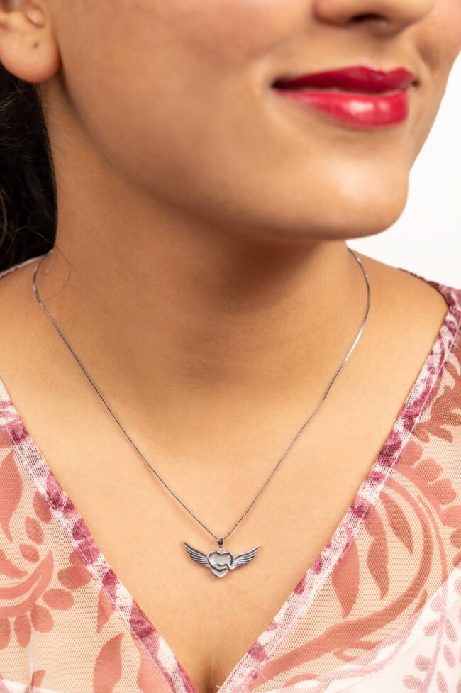 92.5 silver Heart and  Wing Chain Pendant - Image 2