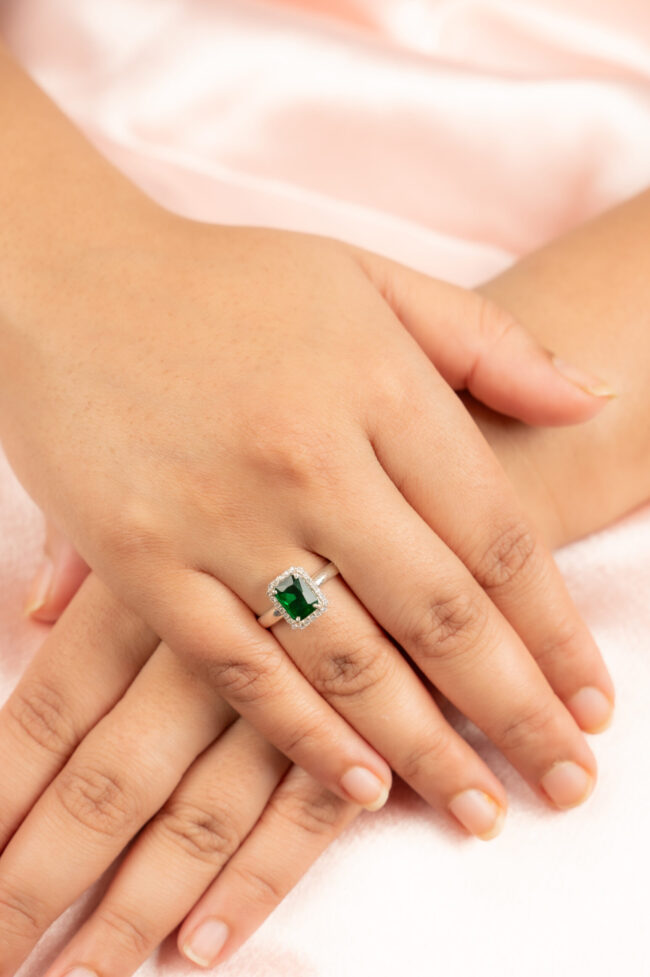 Pure Silver Emerald Adjustable Ring - Image 2
