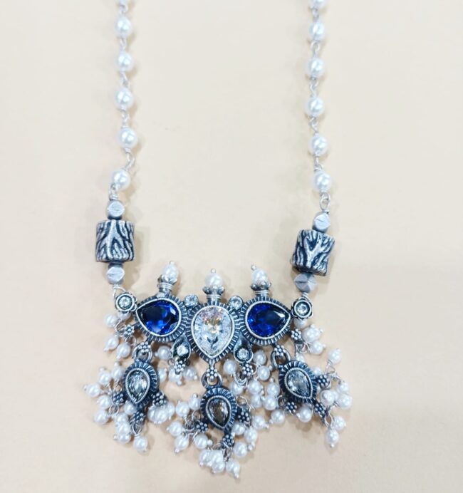 Silver Tanmani Necklace Set - Image 2