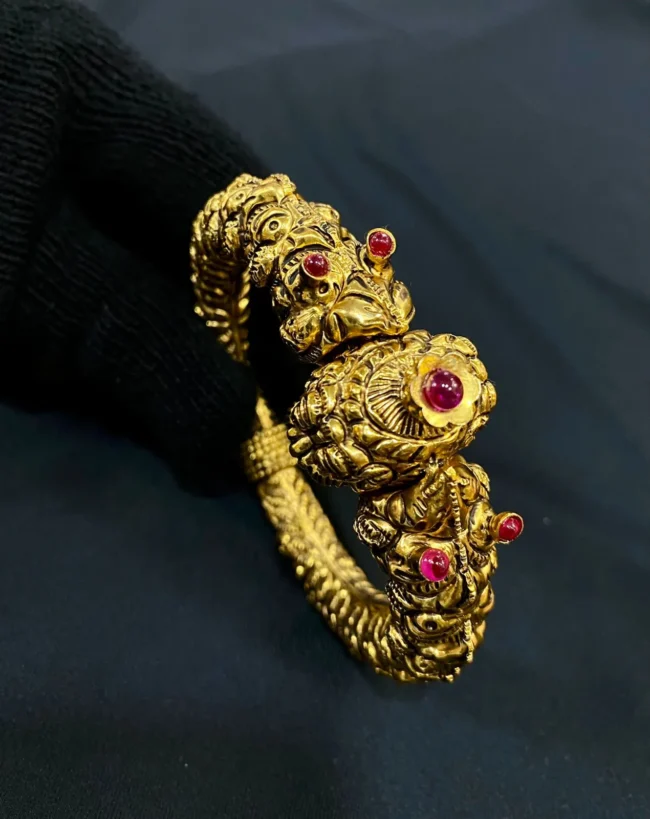 Nakashi Gold plated Silver Antique kada