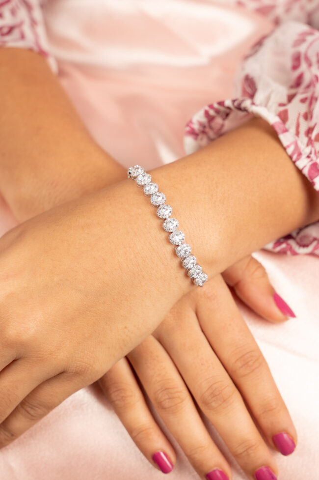 Halo Design Pure Silver Solitaire Adjustable  Bracelet