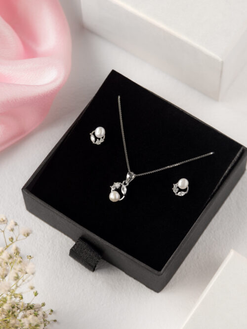 Pure Silver Exclusive Moon Pearl Set