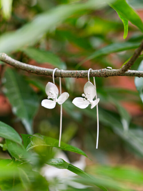 Pure Silver Beautiful Dripping Flower Earring