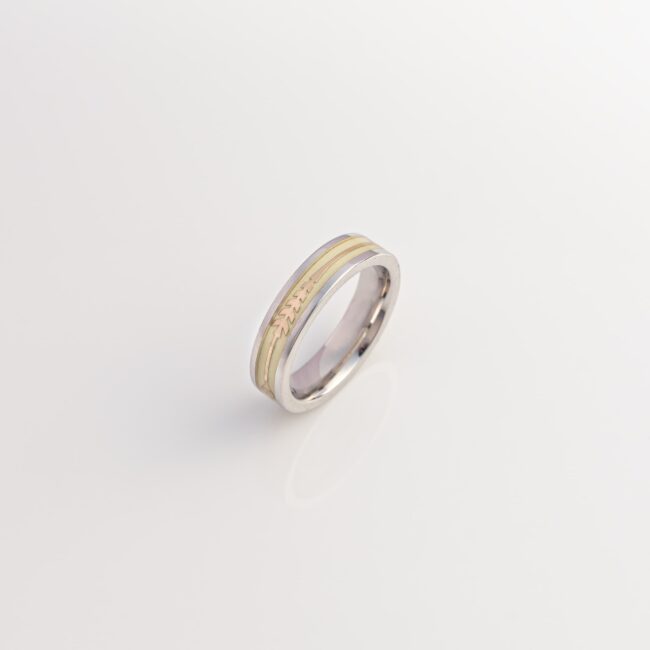 Pure Silver Arrow Glow Bang Ring