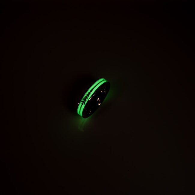 Pure Silver Arrow Glow Bang Ring - Image 2