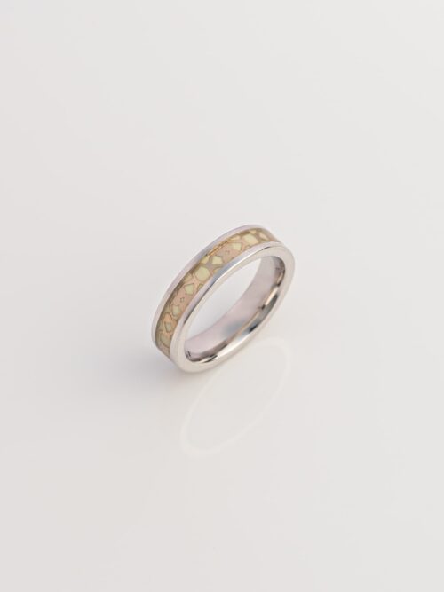 Pure Silver Mesh Glow Band Ring