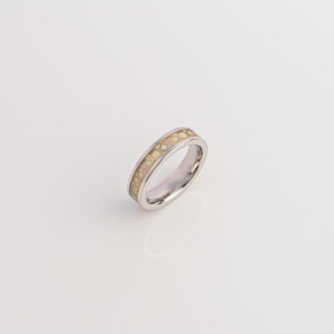 Pure Silver Mesh Glow Band Ring