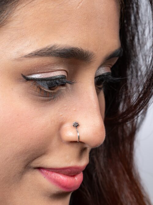 silver press nose pin