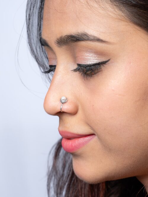 silver nose pin