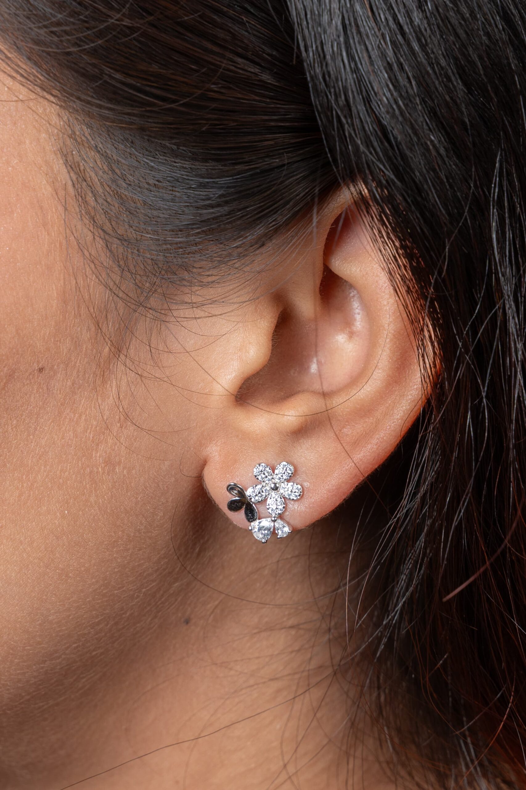silver earrning