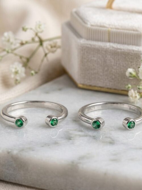 Pure Silver Front Opening Green Stone Toe Ring
