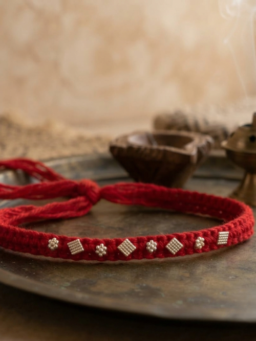 silver rakhi